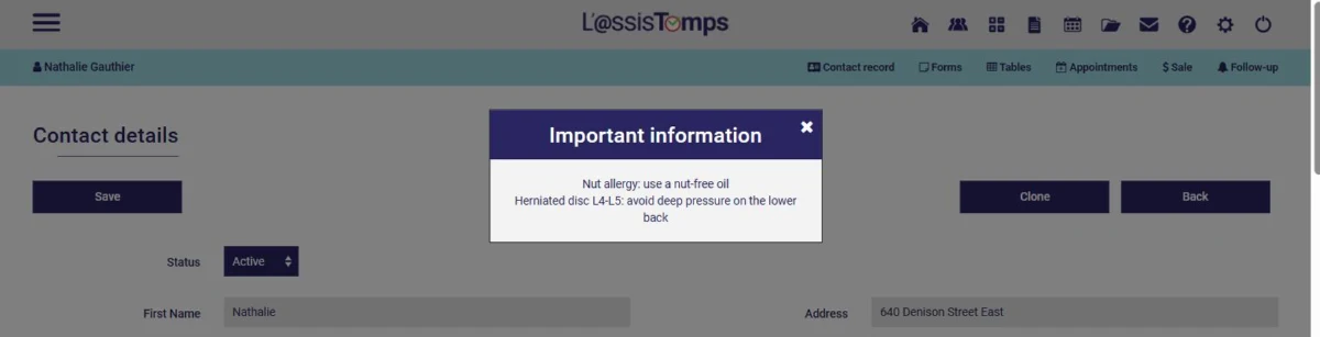 The important information window shown when a client record is opened in AssisTime